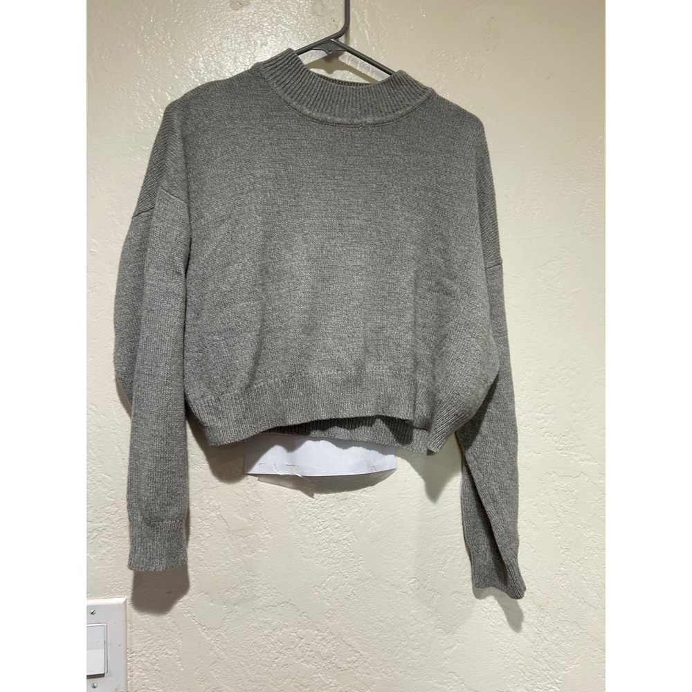 H&M Divided Womens Grey Mock Neck M Cropped Knit Sweater Long Sleeve Relaxed Fit
